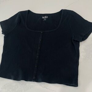 Hollister black crop top ribbed button up.
Hollister crop top Women’s size XXL